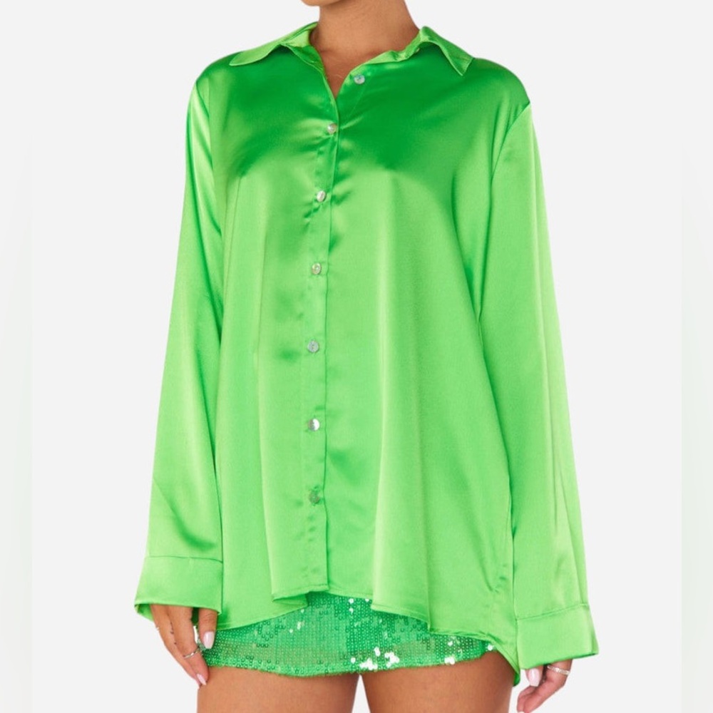 NWT Show Me Your MuMu Vibrant Green Button Down Shirt